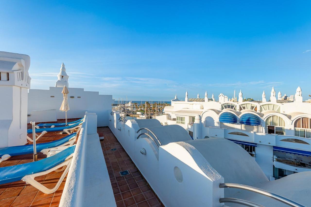 Atico Puerto Marina First Island With Sea Views And Rooftop Pool Benalmadena Bagian luar foto