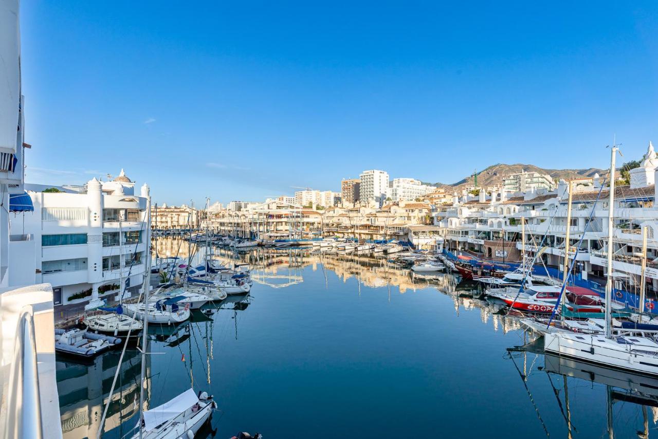 Atico Puerto Marina First Island With Sea Views And Rooftop Pool Benalmadena Bagian luar foto